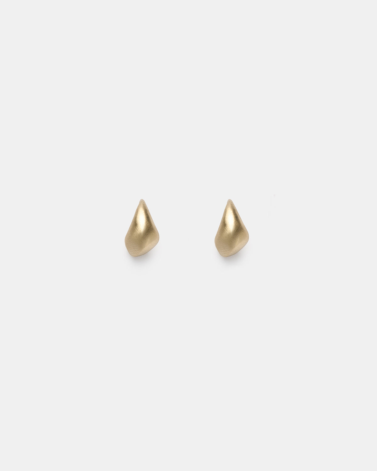 Nero Studs